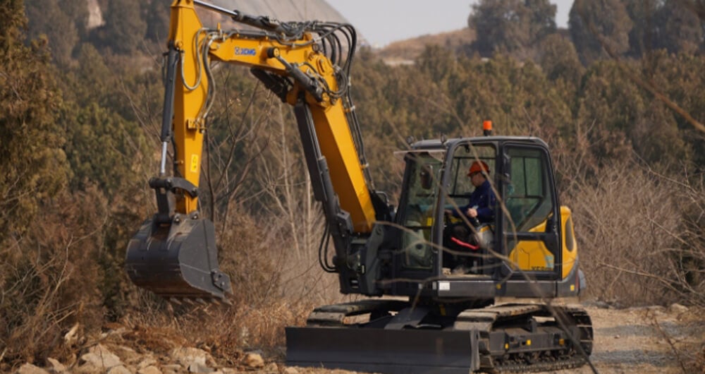 RUSHMORE EQUIPMENT | XCMG Tractor